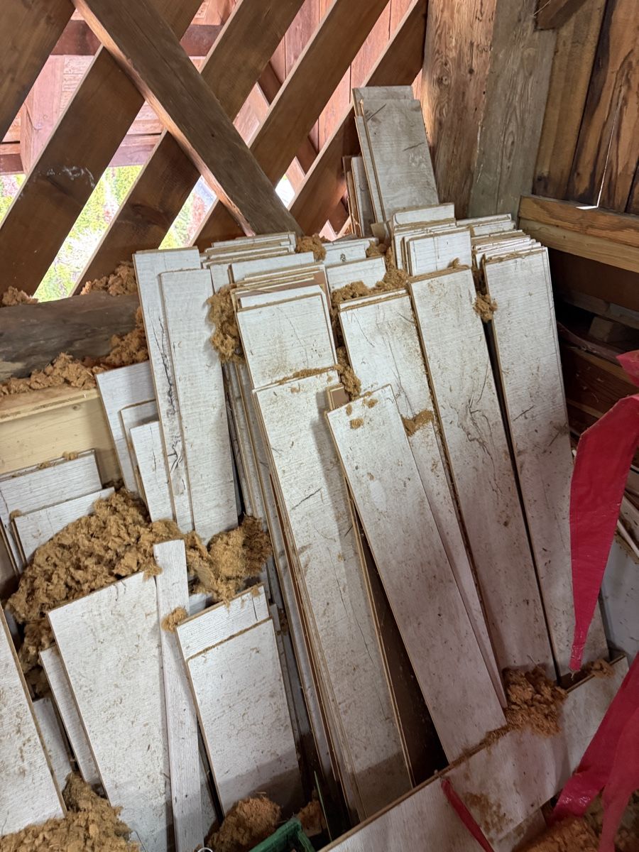 Rivestimenti per pavimenti: Laminatboden – Usato da Pfäffikon SZ venduto da Tonimarroni99