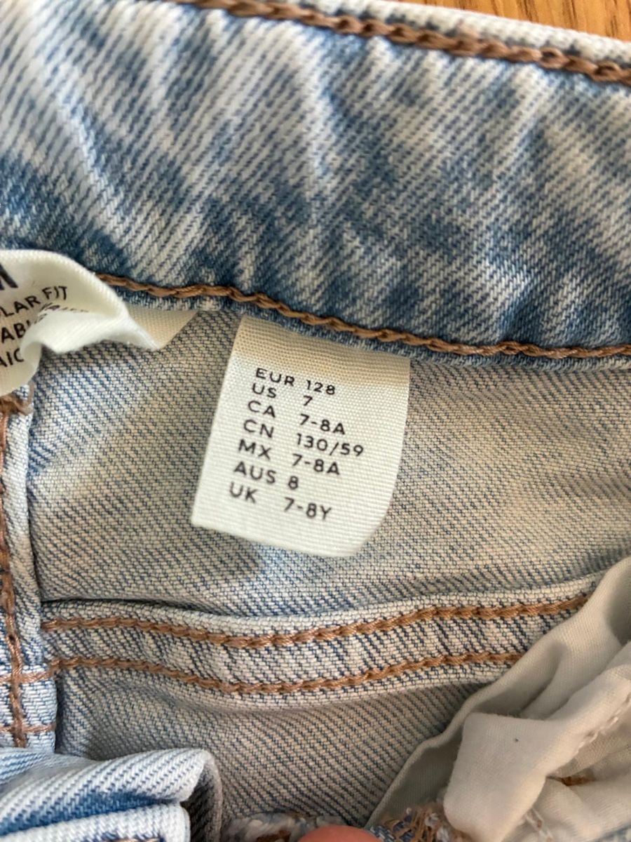 H&M Pantaloni: Zwei Jeans im Set Gr. 128 – Usato da Rotkreuz venduto da ZG6343 1