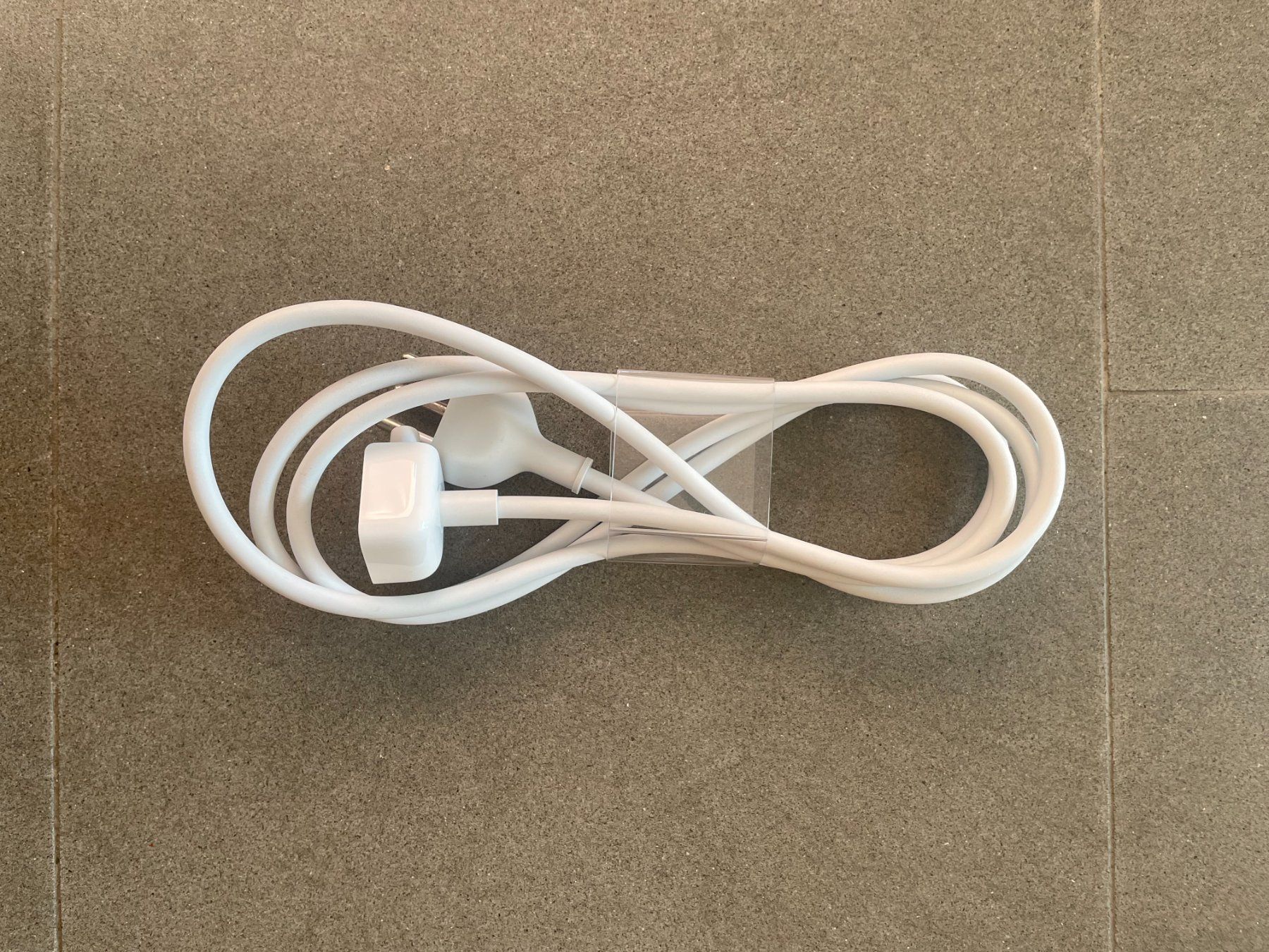 Apple Cavi: Apple Netzkabel / Stromkabel / Top Zustand – Nuovo (secondo la descrizione) da Zofingen venduto da angito 1