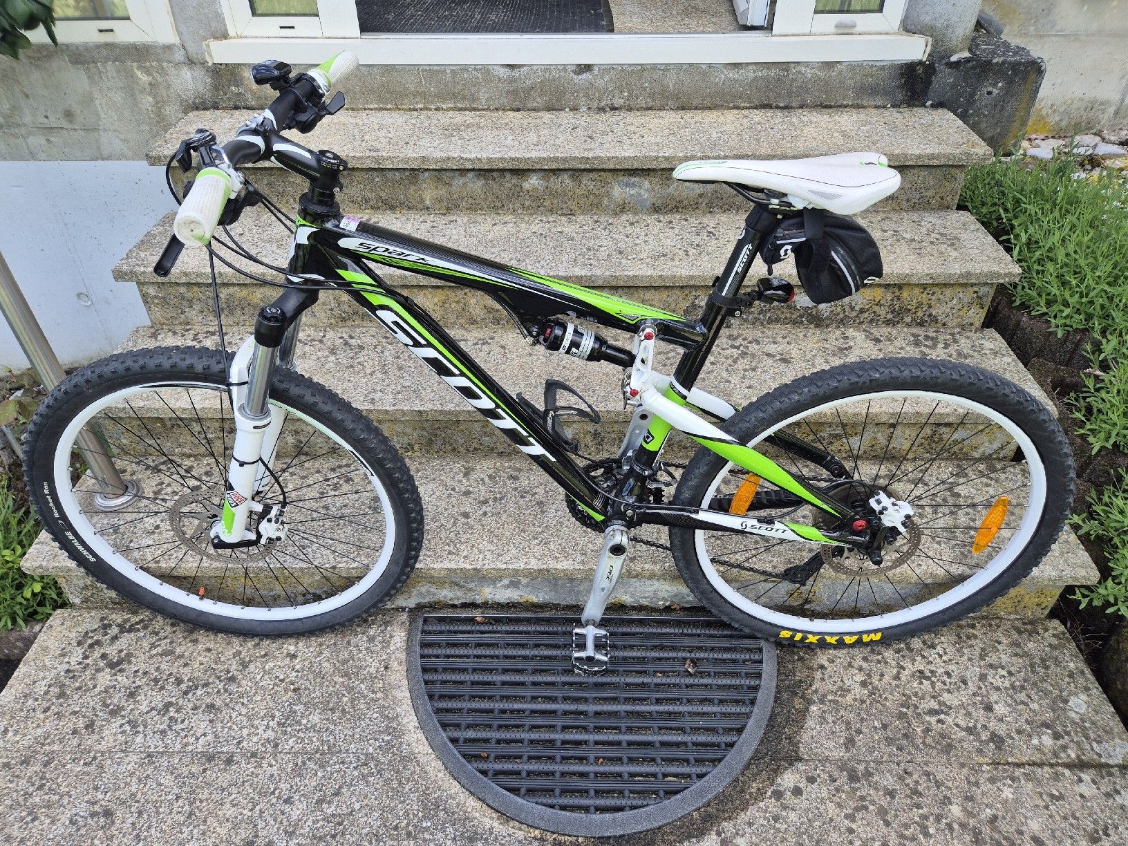 Scott Biciclette: Scott Spark 60 de 2011 – Usato da Vionnaz venduto da Rcf1