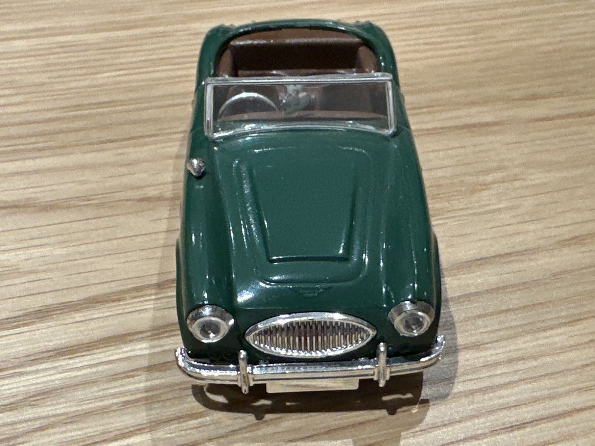 Jaguar Modellini d'auto: Austin Healey 1:43 top Zustand ab 9.- – Usato da Sennwald venduto da HARO-Import 1