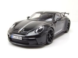 Porsche 911 / 992 GT3 seit 2021 schwarz / Decor silber 1:18