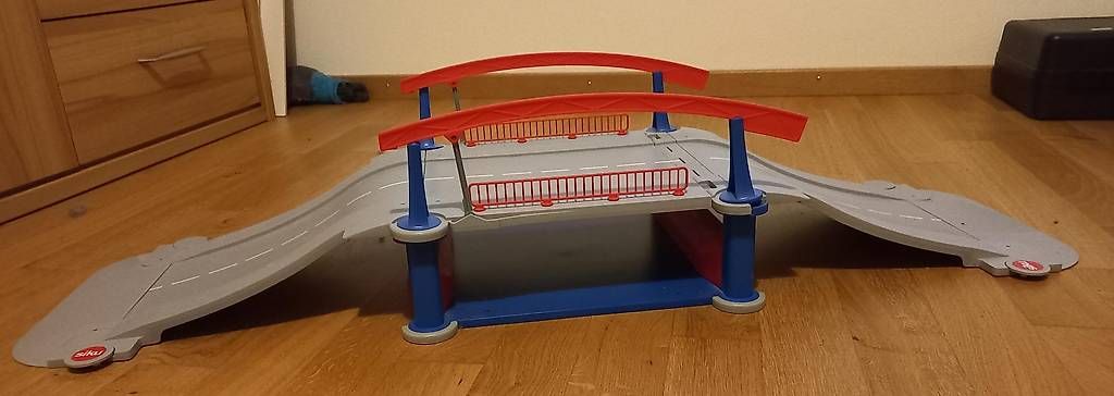 Siku Giocattoli: Zugbrücke von Siku. – Usato da Baden venduto da CoBlume