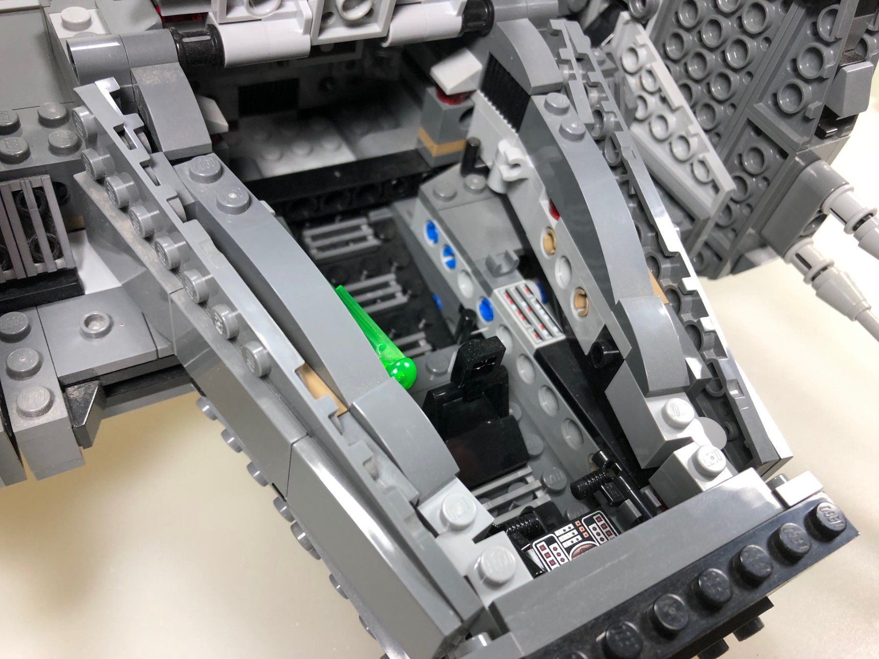Lego Kit di costruzioni: LEGO Star Wars - Kylo Ren's Command Shuttle - 75104 – Usato da Widen venduto da Himan 6