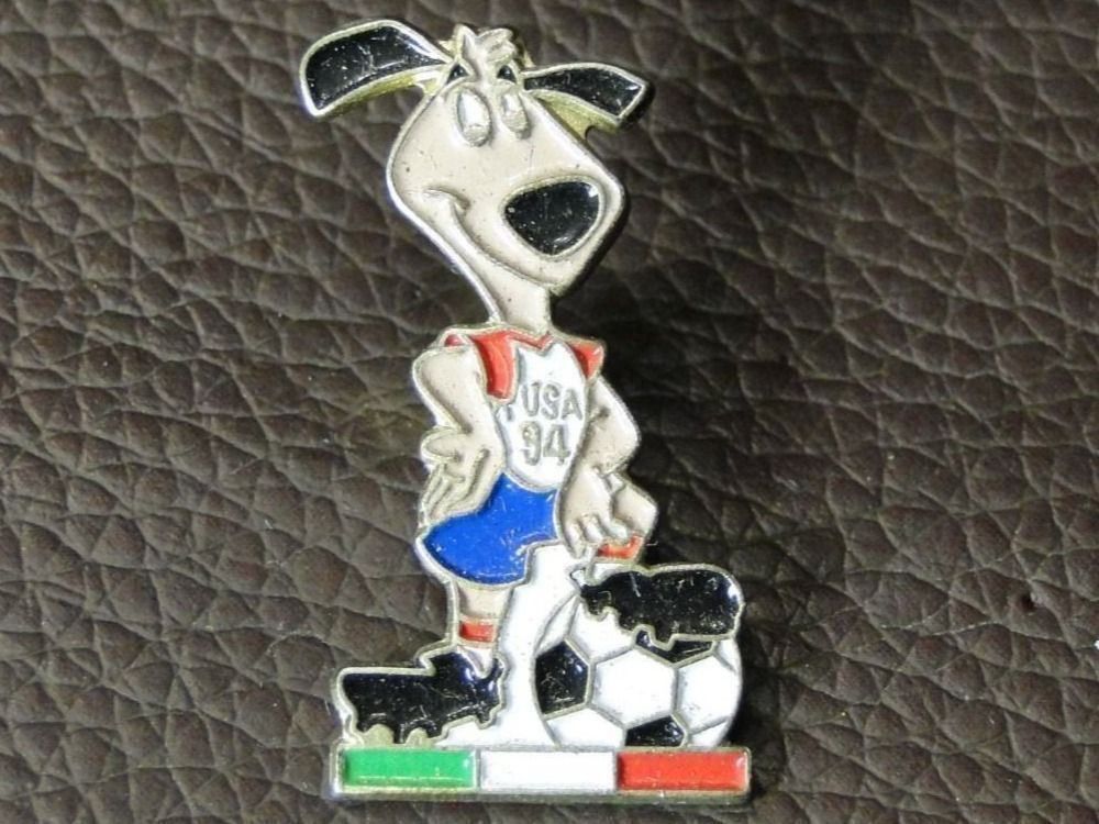 Placchette & Badge: Rar Pins USA 94 Italia – Usato da Emmenbrücke venduto da Ulisse-22