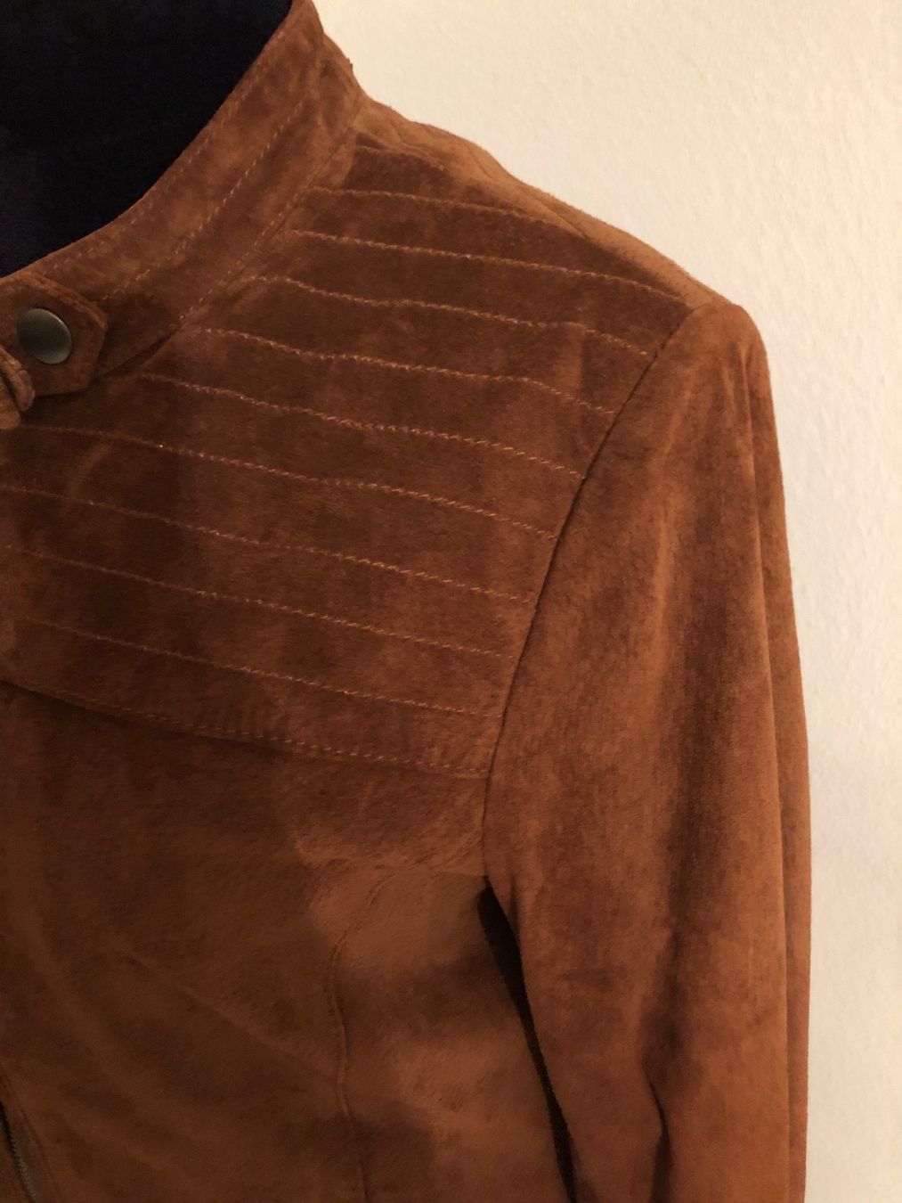 Jones Giacche: Lederjacke – Nuovo (secondo la descrizione) da Arlesheim venduto da leyRum4.5 4