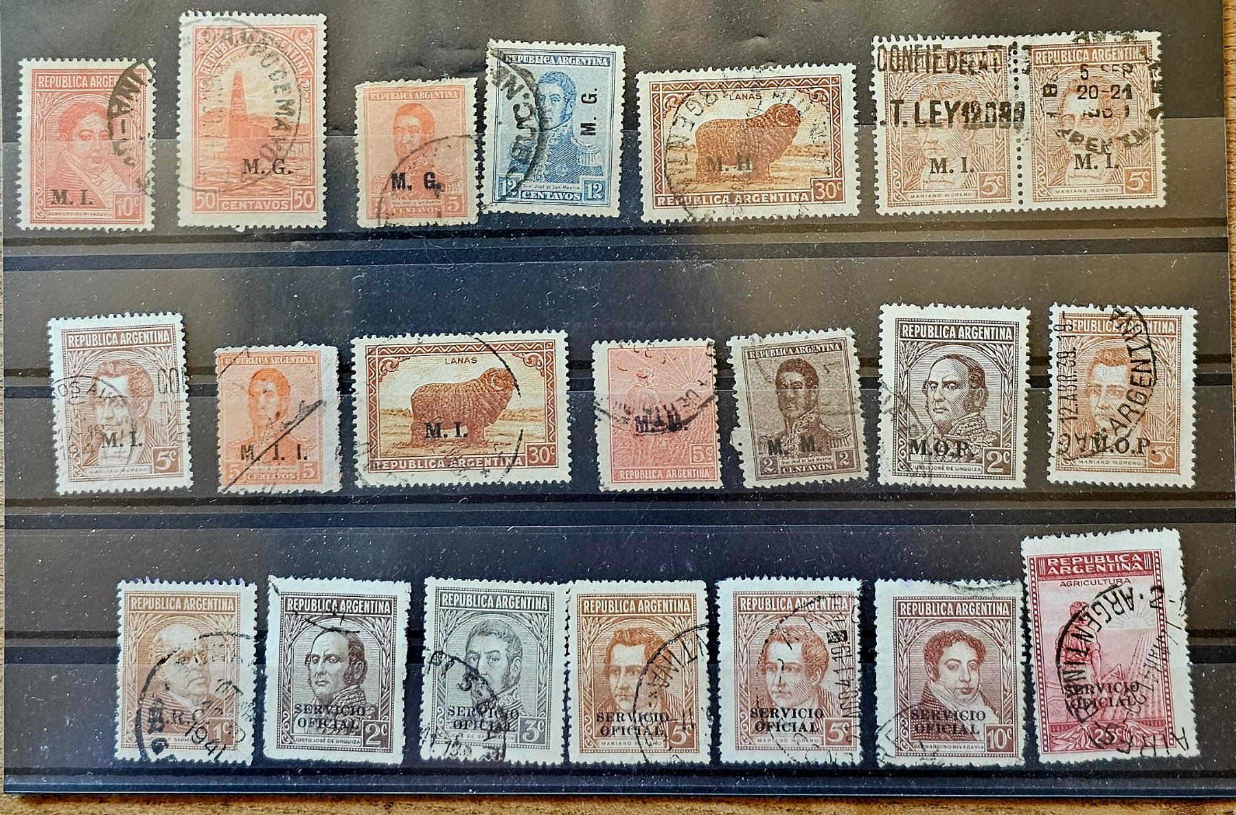 Tutti i francobolli: Argentinien- alte Marken mit Aufdruck – Usato da Les Valettes venduto da Nuba1