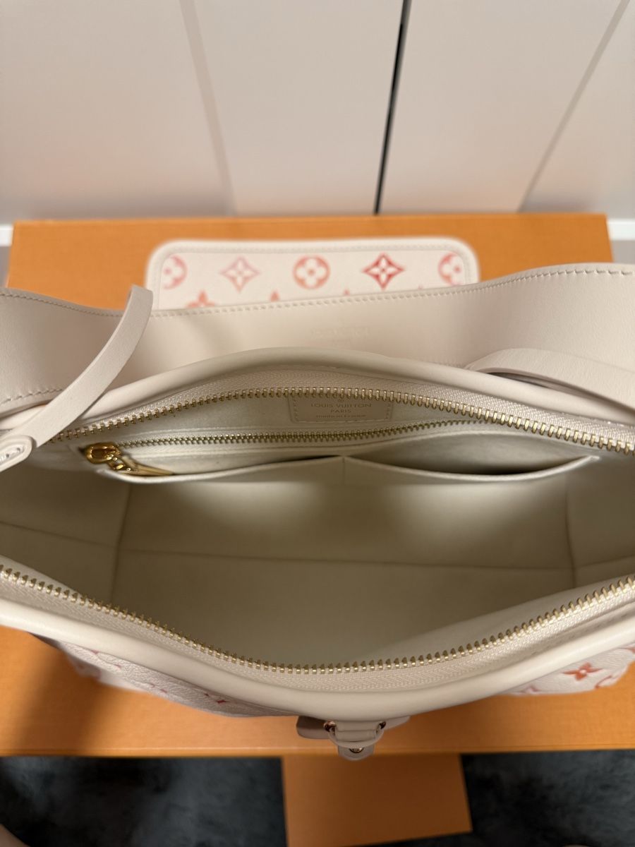 Louis Vuitton Borse da donna: Louis Vuttion Tasche – Nuovo (secondo la descrizione) da Lohn-Ammannsegg venduto da aemu12 2