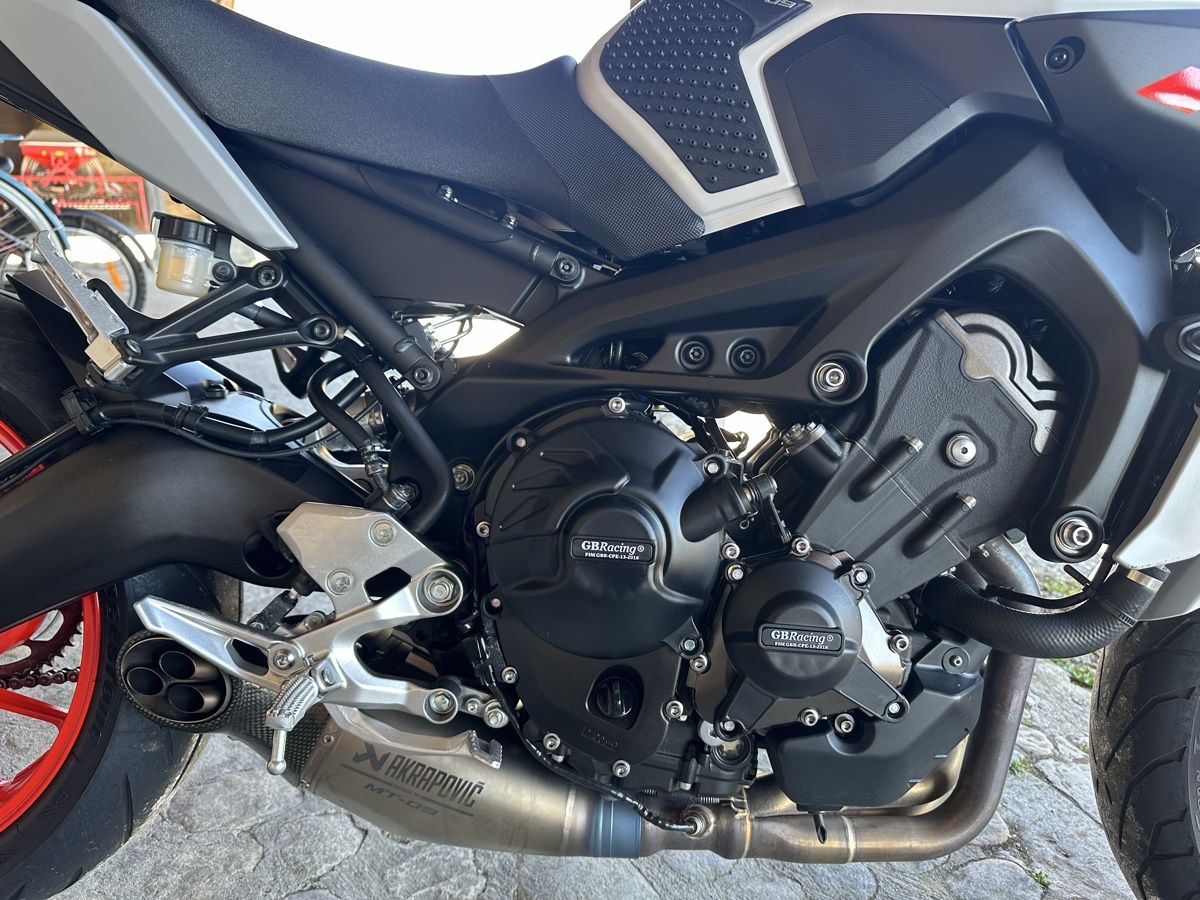 Yamaha Strada: Yamaha MT09 2020 – Usato da Langenthal venduto da Gr0ggsim 3