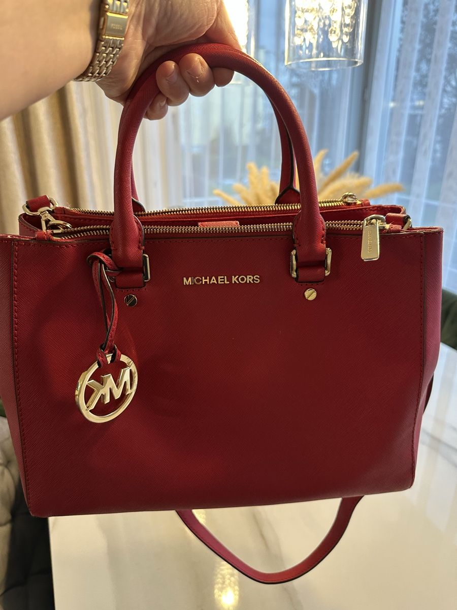 Borse da donna: Michael Kors – Usato da Volketswil venduto da Sina008