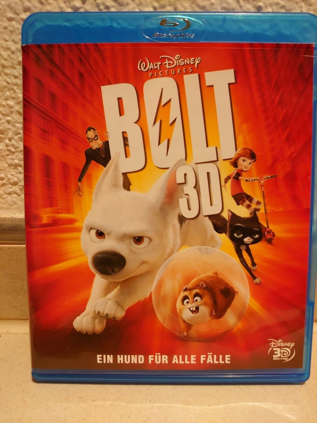 Tutti i DVDs: Disney's Bolt - 3D Blu-ray – Nuovo (secondo la descrizione) da Eich venduto da uhi-21