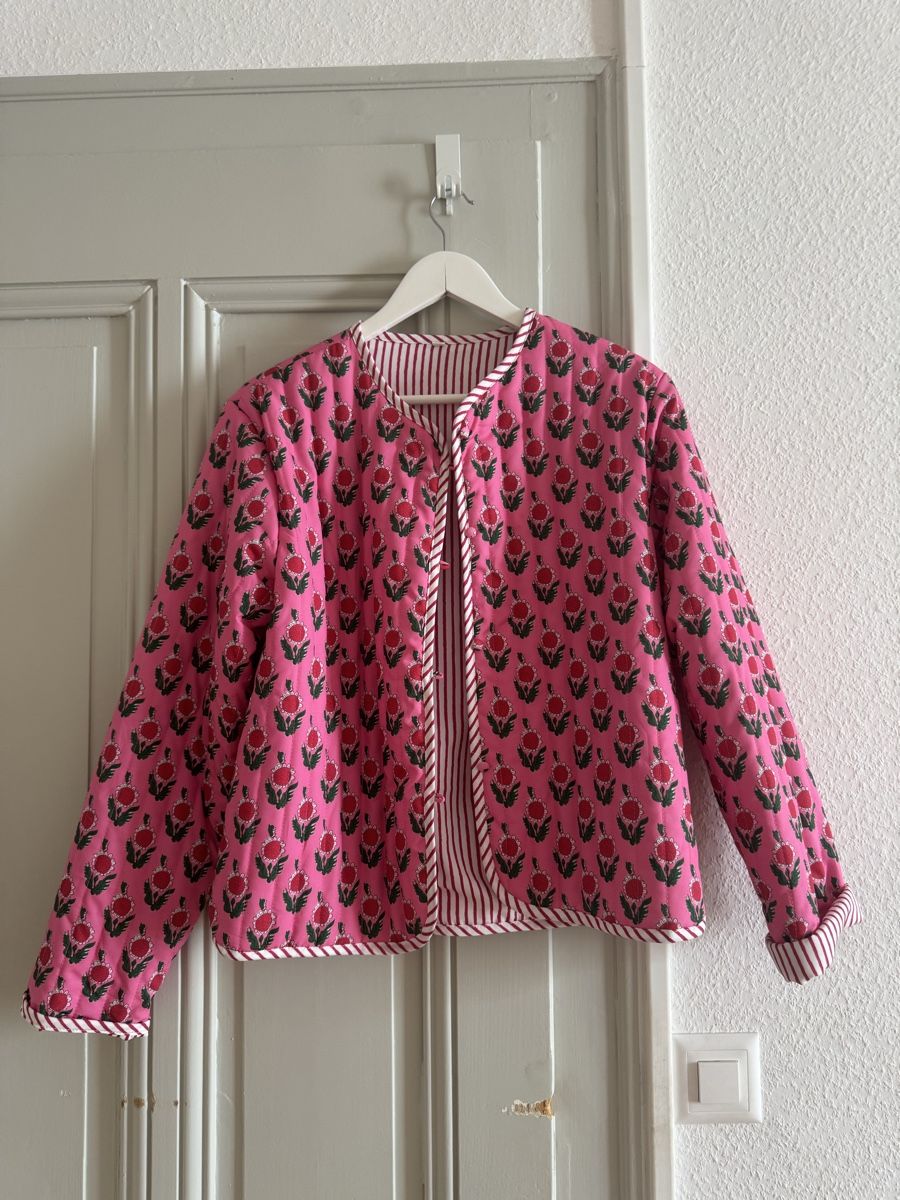 Jacken: Veste rose réversible  – Neu (gemäss Beschreibung) aus Petit-Lancy von Wendy.vw