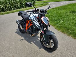 KTM 1290 Super Duke! Nur 962 km! LETZTE CHANCE!