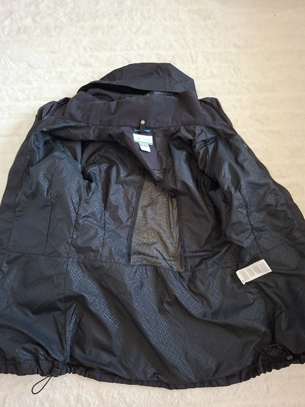 Columbia Vestes: Veste imperméable Columbia Omni-Tech taille M  – D'occasion à Renens VD par ser_j2fn 3