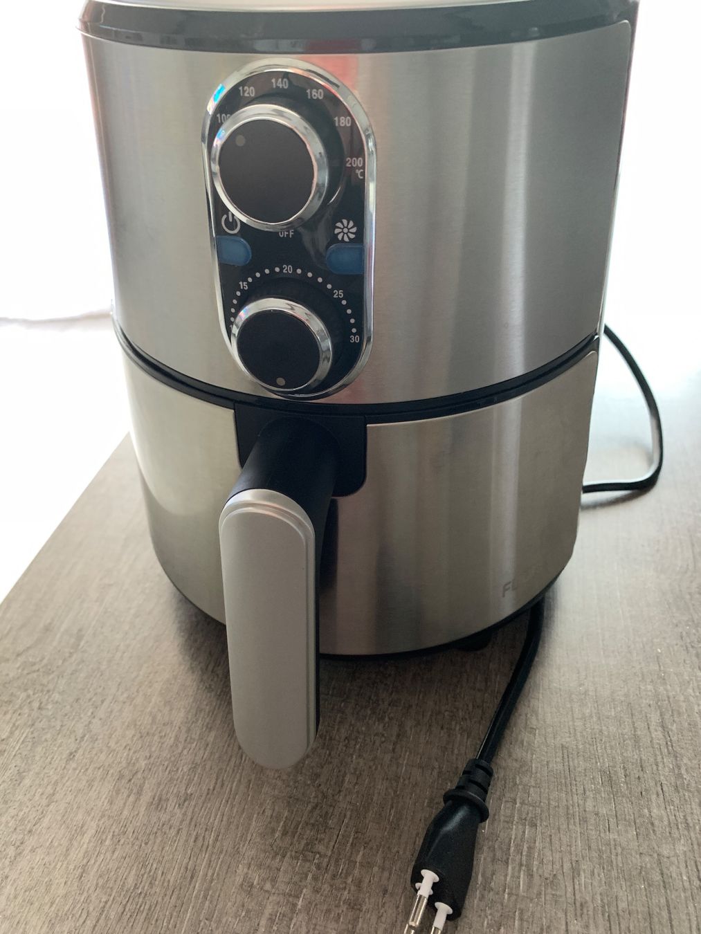 Appareils de cuisine: Frire sans huile – D'occasion à Torgon par ber_8ktt 1
