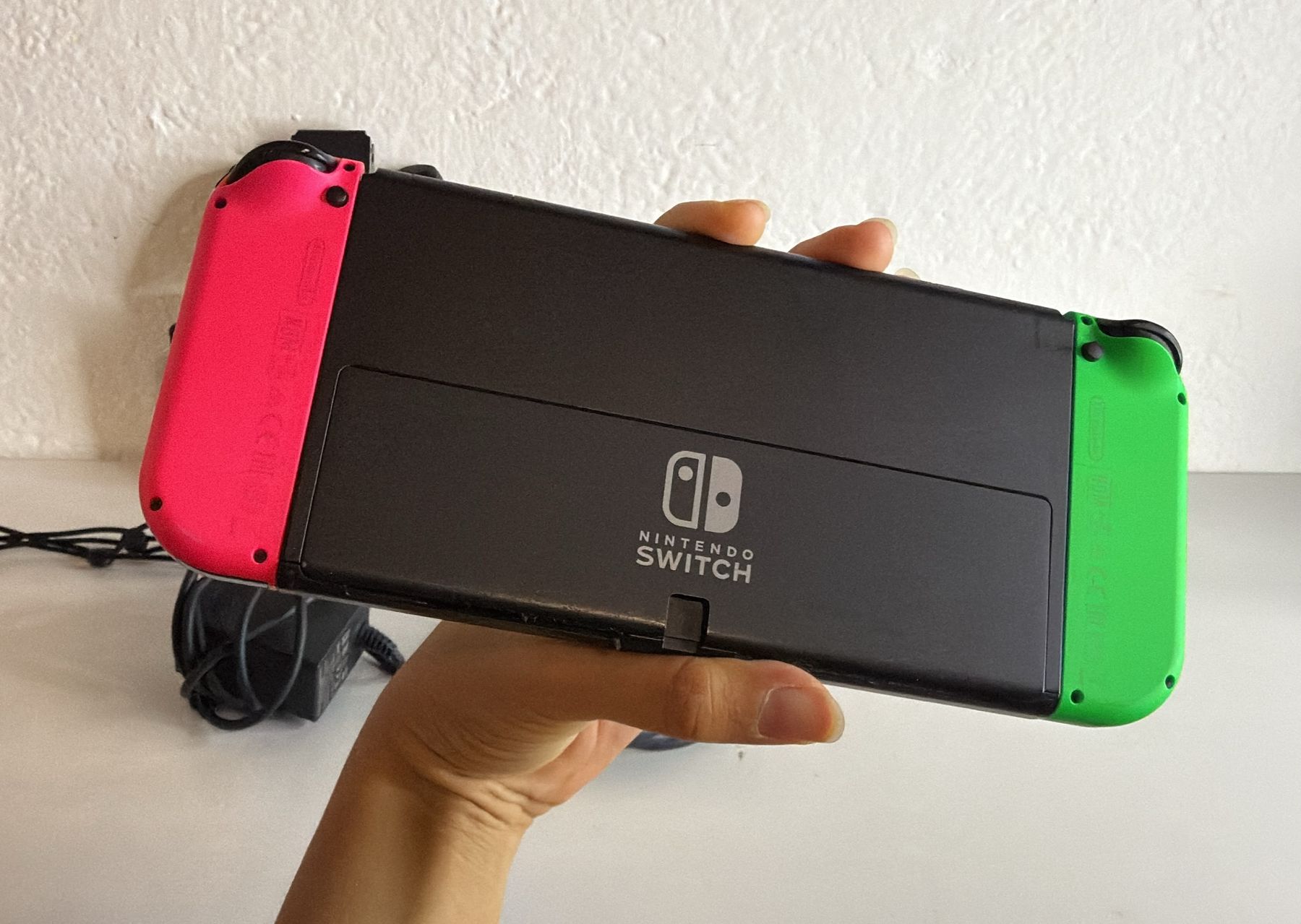 Nintendo Console: Nintendo Switch Oled Komplettset Guter Zustand – Usato da Ehrendingen venduto da lax21 2