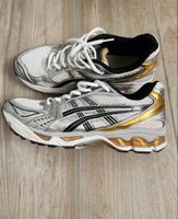 ASICS Gel 42.5 Silver Gold