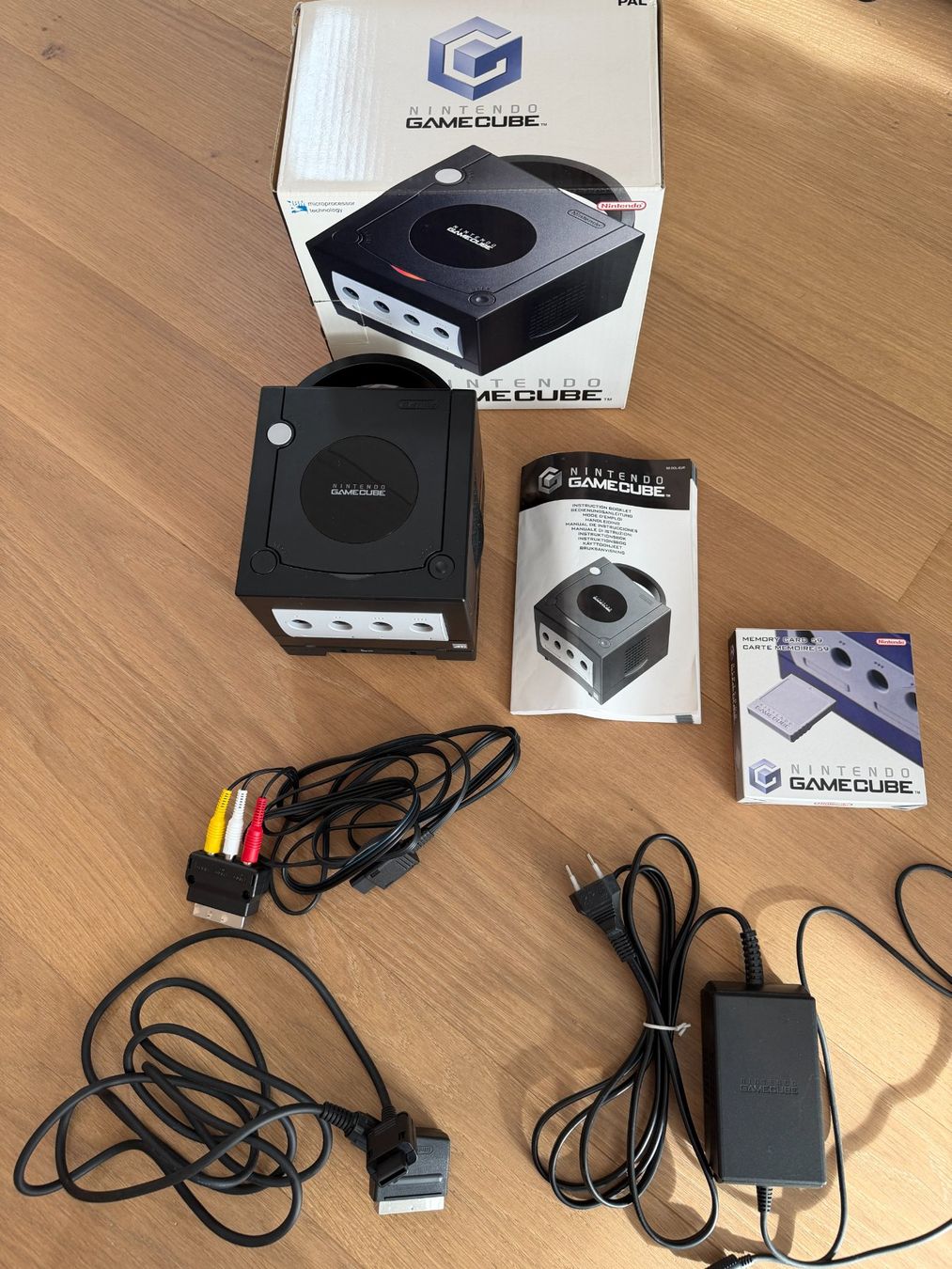 Nintendo Konsolen: Nintendo GameCube mit Game Boy Player und 13 Games – Defekt aus Kirchlindach von Snoopdoggy74 4