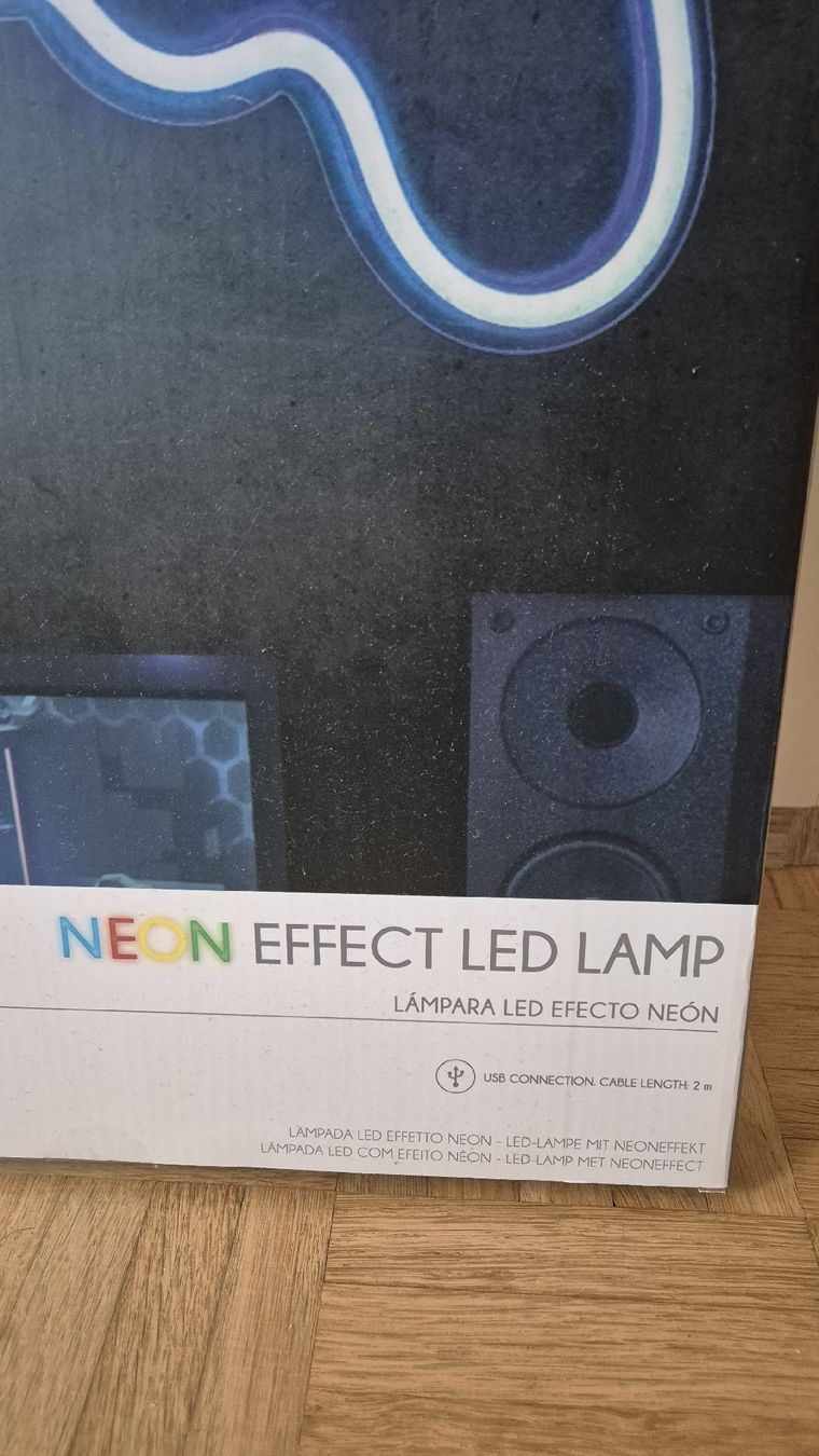 Lampade: Lampe Led Néon – Nuovo e nell'imballaggio originale da Corcelles-Payerne venduto da craveiro_in4k 2