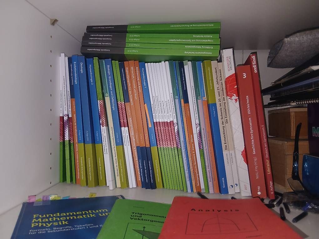 Libri: Passerelle komplettes Bücherset 2025/26 – Usato da Baar venduto da Greencow16