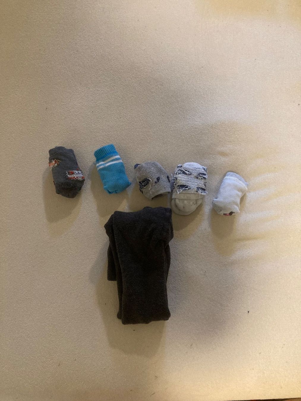 Kleiderpakete & -sets: Kinder Kleiderpaket Grösse 98/104 – Gebraucht aus Dottikon von Omiros87 6