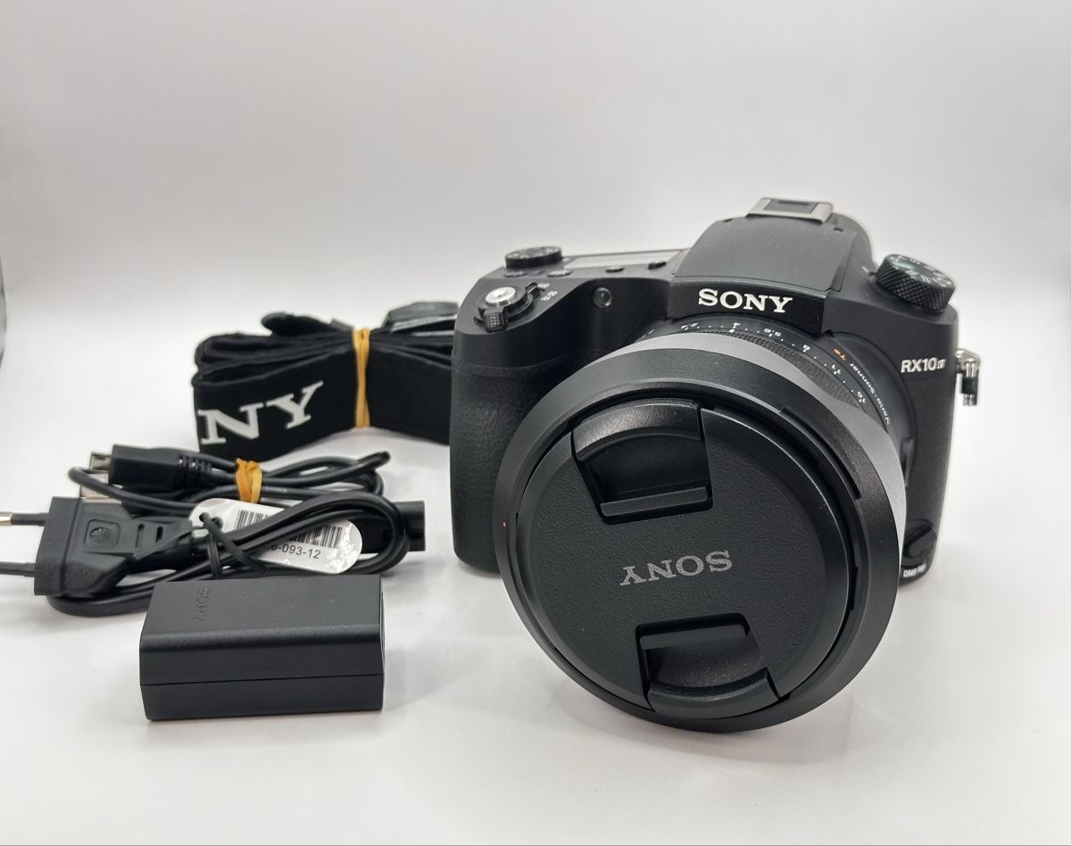 Sony Fotocamera: Sony Rx10 iv – Nuovo (secondo la descrizione) da Arbon venduto da Sed_9bj9