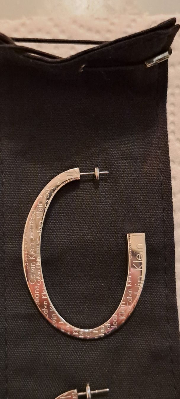 Calvin Klein Orecchini pendenti & Orecchini a lobo: Boucle d oreille CK – Usato da Biel/Bienne venduto da raf_2yqq 1