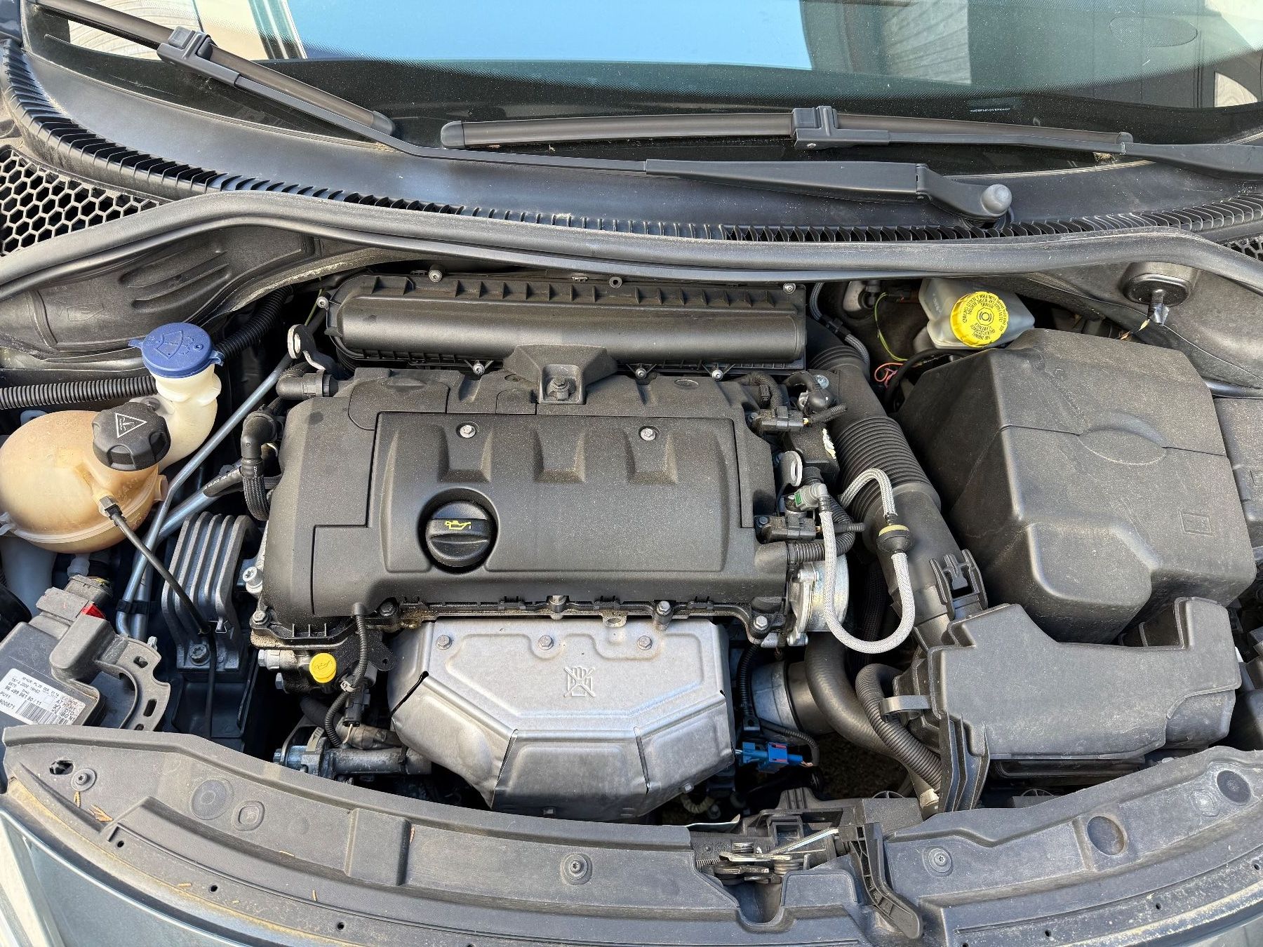 Peugeot Automobili: Peugeot 207 SW  1.6 16V – Usato da Bettlach venduto da Eri-Autos 2