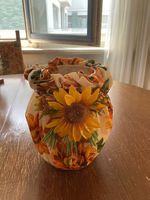 Vaso per fiori decorata mano