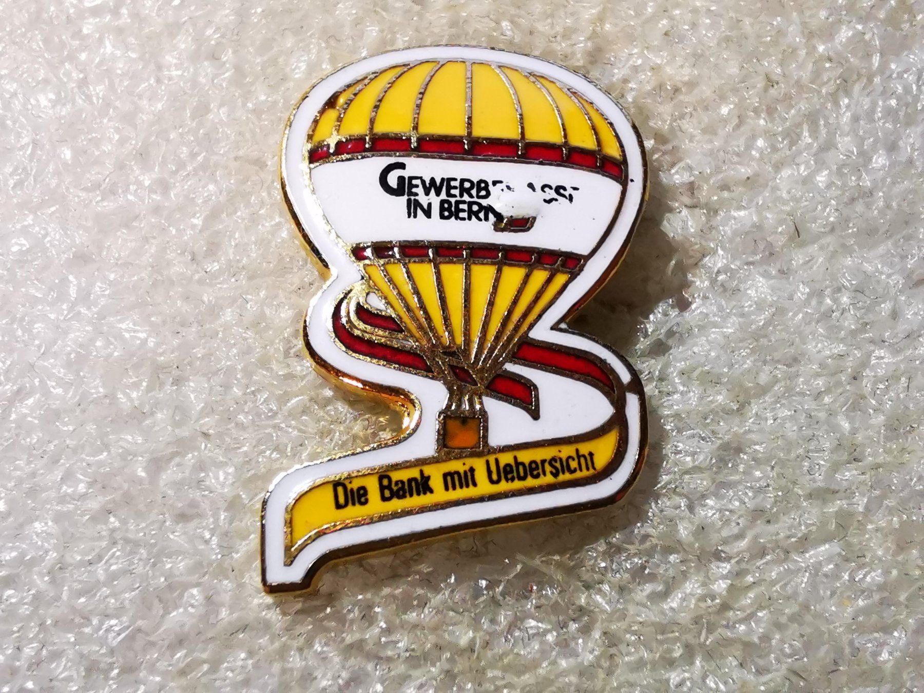 Plaketten & Abzeichen: Ansteckpin 200: Luftballon Gewerbekasse Bern – Gebraucht aus Oppligen von Pin-Fall-Shop