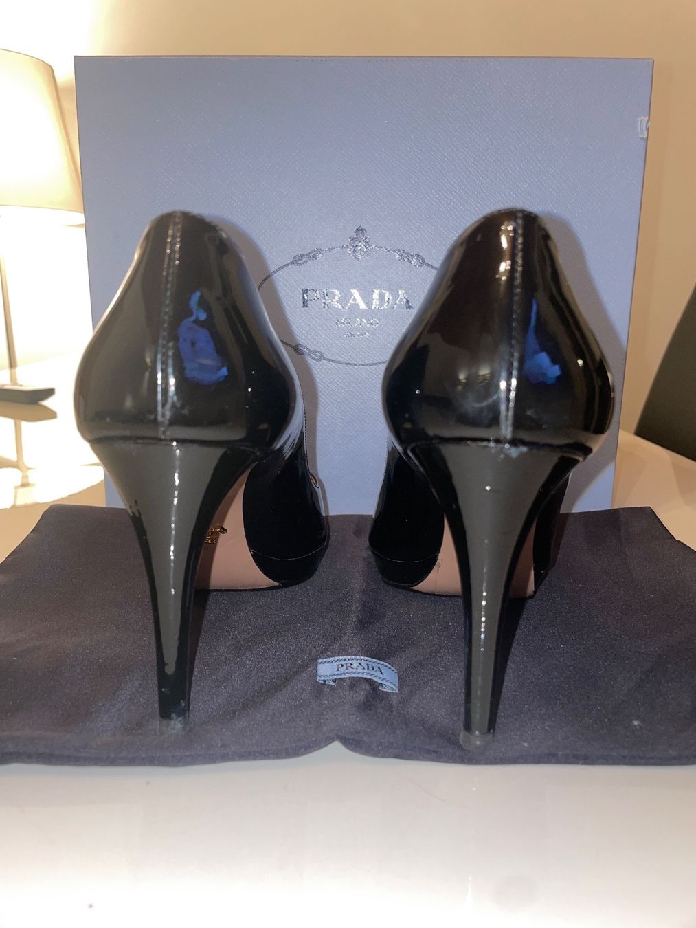 Prada Scarpe da donna: Prada Lack Schuhe 38 – Usato da Thalwil venduto da Karina020 2