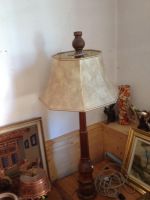 Jugendstil Lampe, Holz Sockel Nussbaum