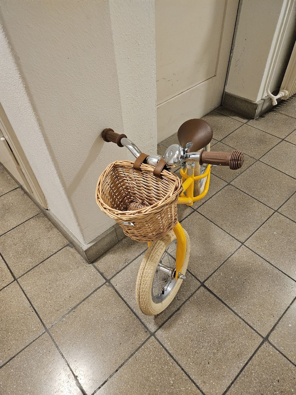 Fahrzeuge für Kinder: Bobbin Laufrad, praktisch NEU! – Neu (gemäss Beschreibung) aus Zürich von salviav 1