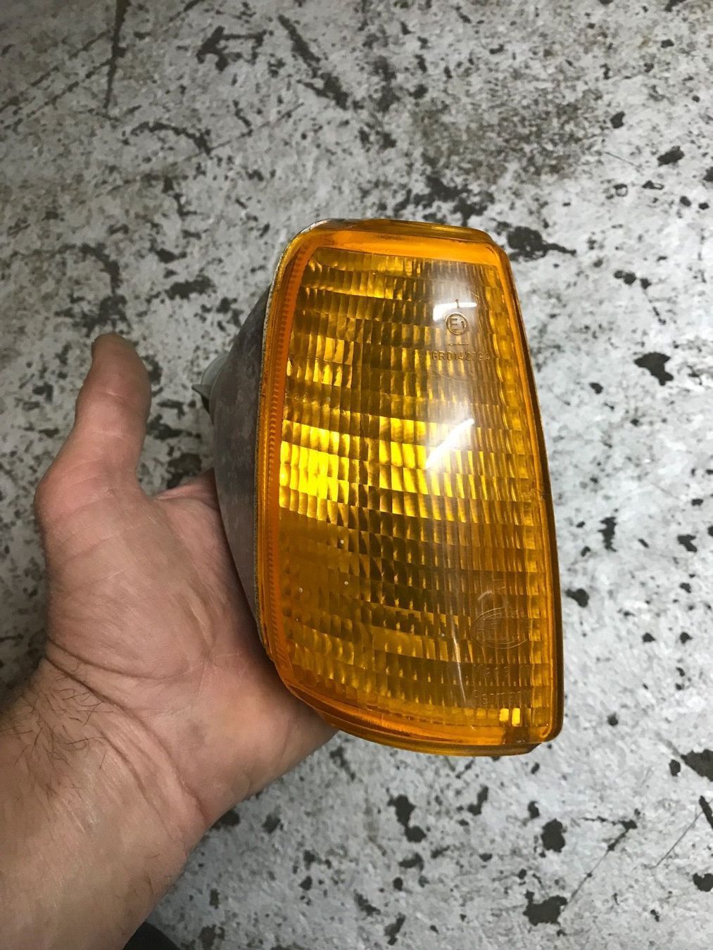 Volkswagen Tutti pezzi di ricambio auto: VW Polo Typ 2 Blinkerglas orange – Usato da Boll venduto da Jopp1 1