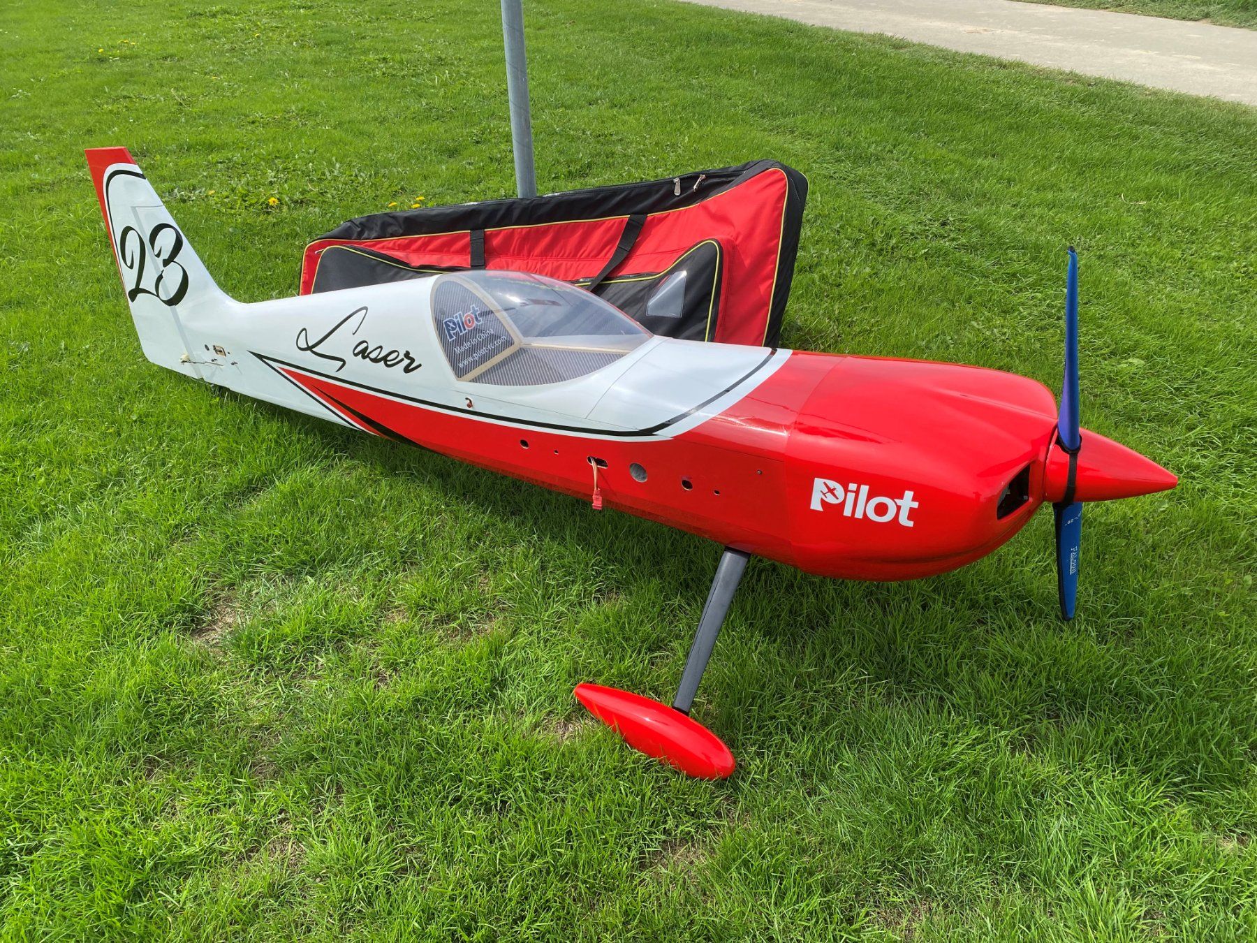 Pilot-RC RC Kits de montage: Pilot RC Laser 103 V1 – D'occasion à Gurmels par belo63 3