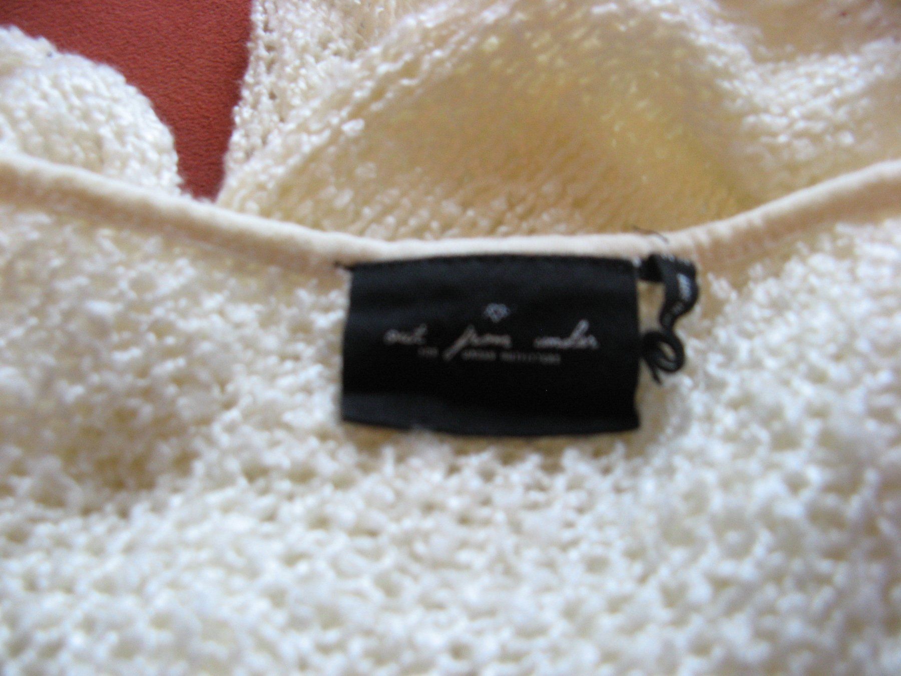 Maglioni & Felpe: kurzer Pulli beige Gr. M out from under – Usato da Zürich venduto da apil 7
