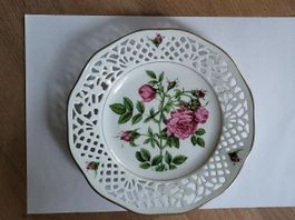 Pierre-Joseph Redoute, Lochteller mit Rosenmotiv & Goldrand