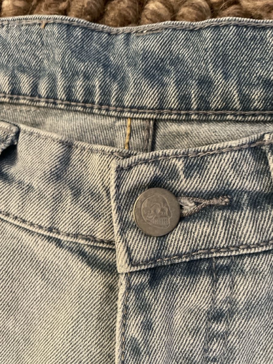 Jeans: Coole hellblaue Mom Jeans von Cheap Mondayy – Usato da Hedingen venduto da sam_vks6 2