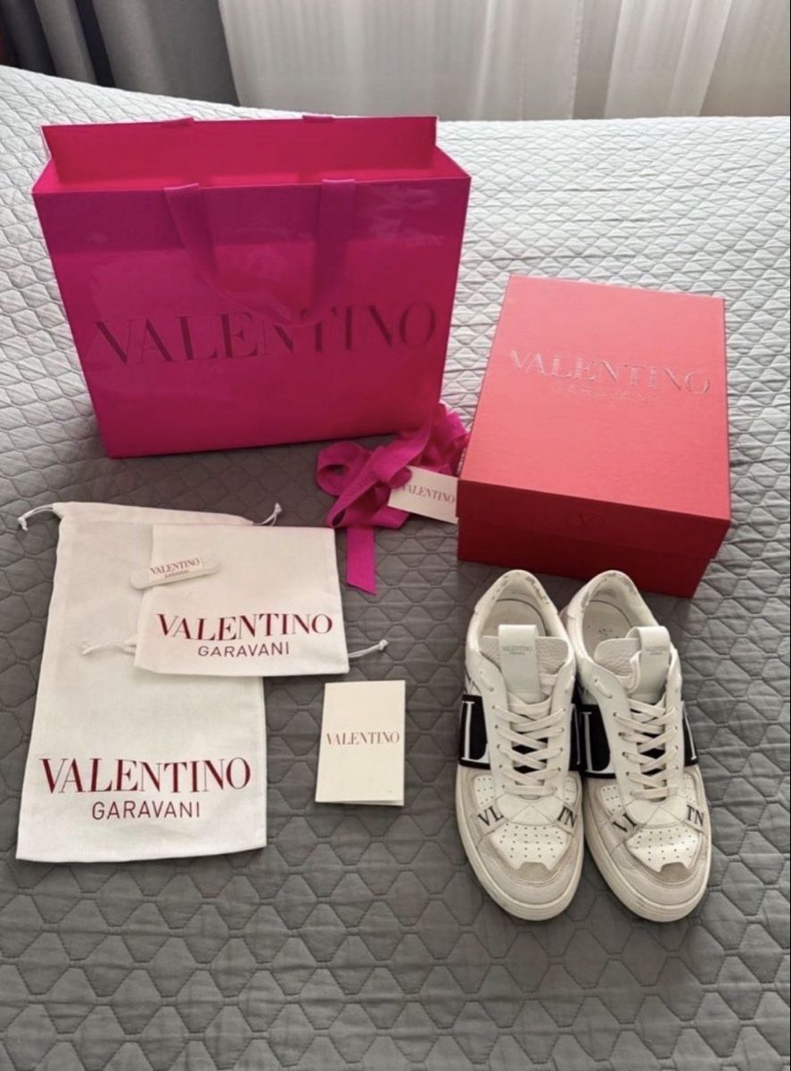Scarpe da uomo: Valentino Garavani Sneakers – Usato da Dübendorf venduto da MariaS.
