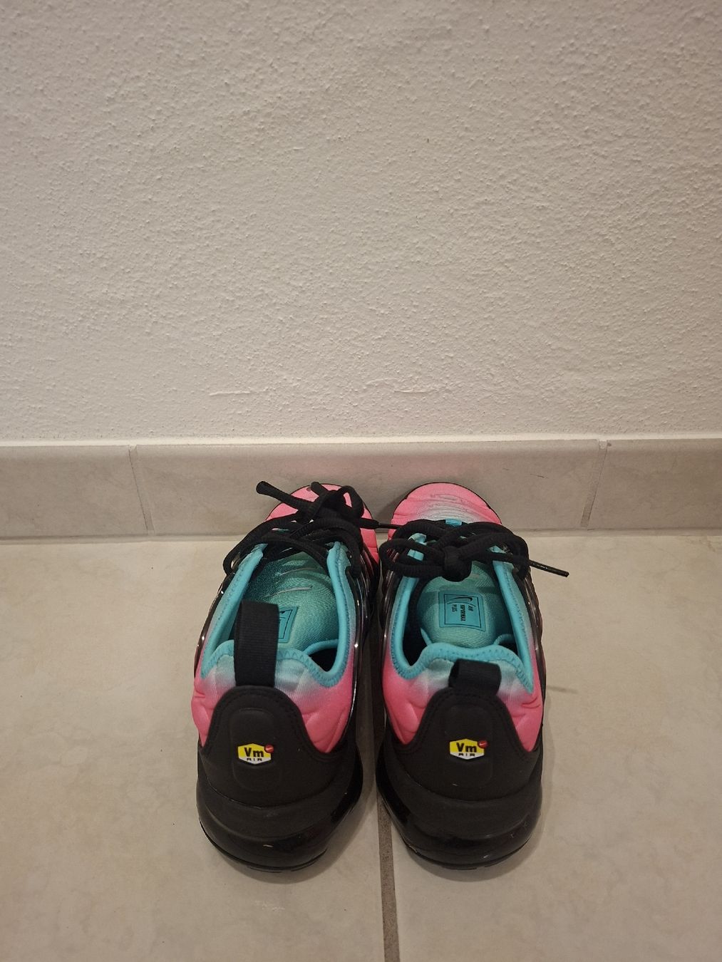 Scarpe da donna: nike Air Vapormax plus 38 – Usato da Hombrechtikon venduto da cia_kks2 2