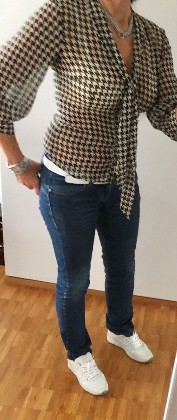 Camicette: Hübsche bluse Ladenpreis CHF 49 – Nuovo (secondo la descrizione) da Adliswil venduto da Jessik0 1