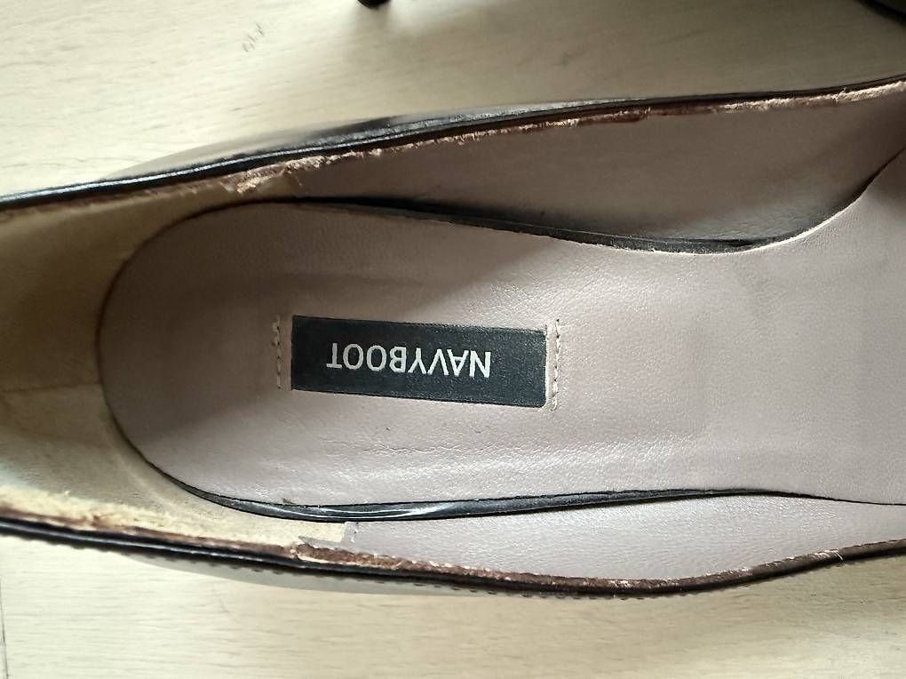 Navyboot Scarpe da donna: Pumps von Navyboot, Gr. 38 – Usato da Brütten venduto da den_8m8c 4