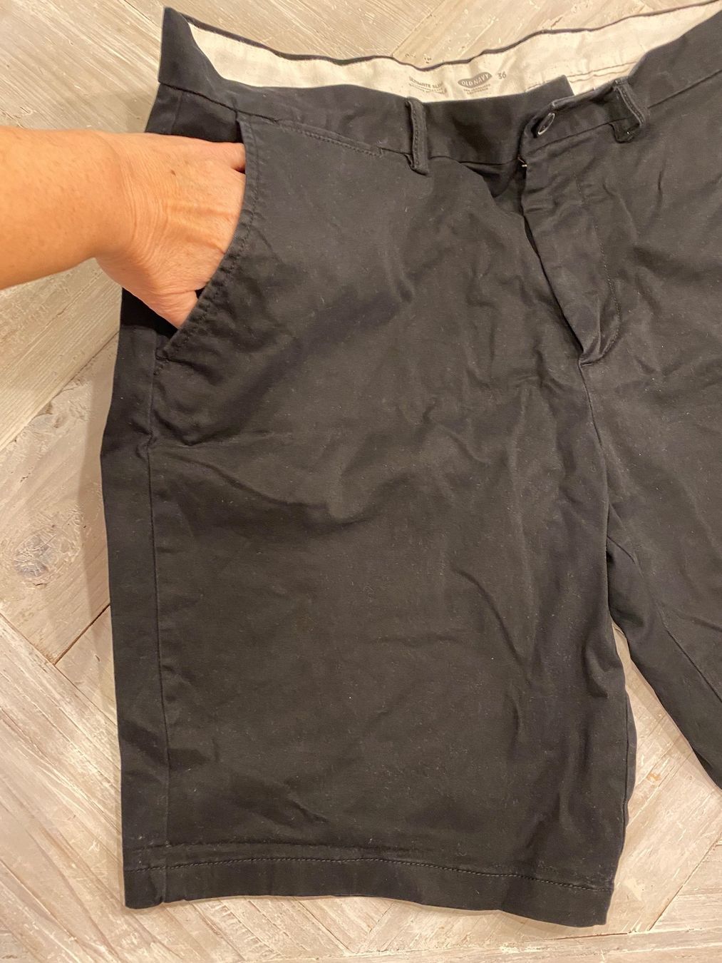 Pantaloni: Shorts – Usato da Wermatswil venduto da -secondchance- 1