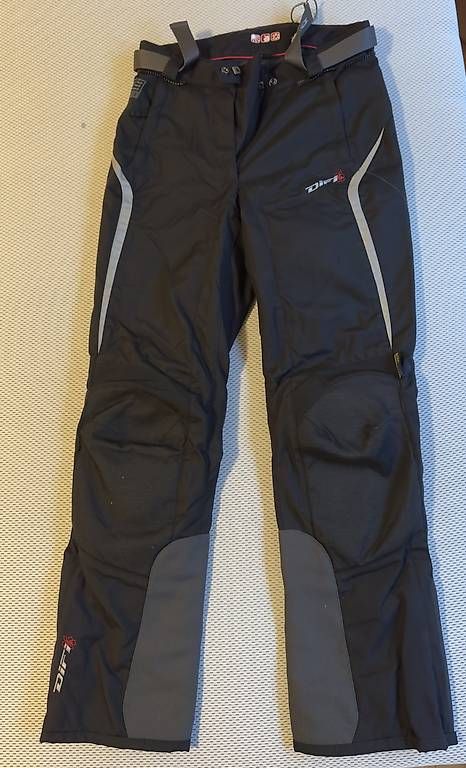 Hosen: Töff Hose – Gebraucht aus Luzern von Kat0815