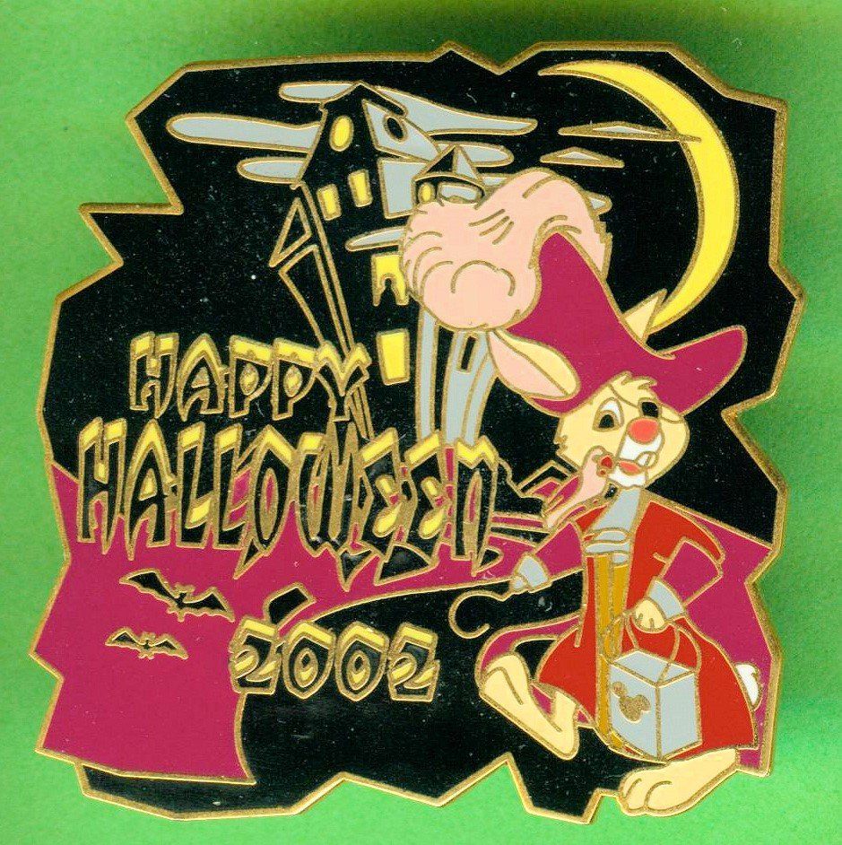 Disney Plaketten & Abzeichen: DISNEY  RABBIT  Happy Halloween 2002 – Gebraucht aus Winterthur von Sammleroase
