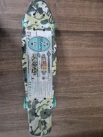 Retro Skateboard Tarnmuster Kinder Neu