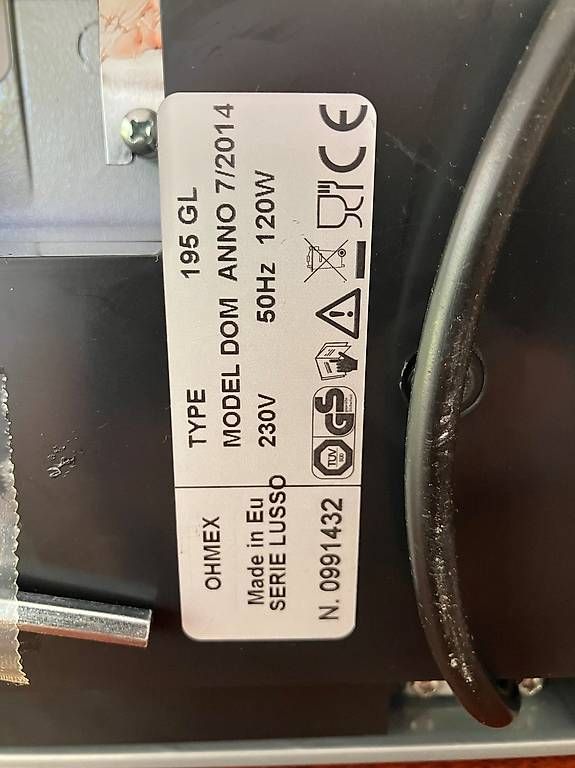 Ohmex Elettrodomestici da cucina: Wunderschöne OHMEX Schneidemaschine OHM-LUSSO-195GL – Usato da Rapperswil BE venduto da nigossa 3