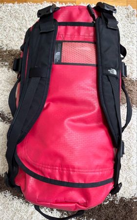 North Face duffel G S