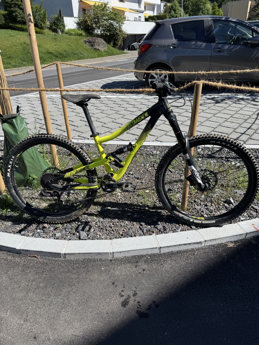 Commencal Velos: Commencal Supreme Junior 27.5 – Gebraucht aus Zug von hopfemannli