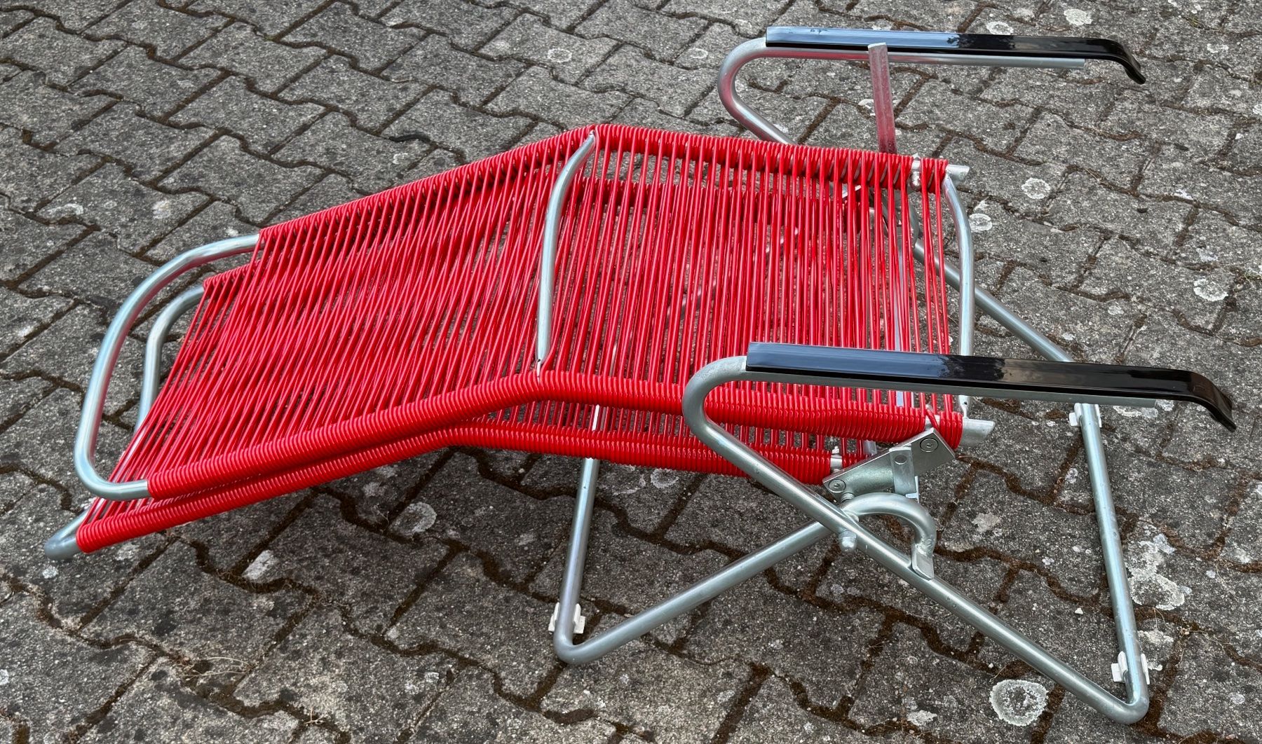 Chaises longues: Spaghetti Liege // Mengeu Elgg – D'occasion à Schinznach-Dorf par mix 6